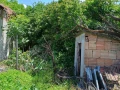 Имот 2,78 дка с ток, вода и постройки в с. Обнова, снимка 12
