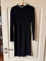 вискоза офис стил класическа черна елегантна  миди midi дължина ситен рипс рипсена рокля тип Chane, снимка 1