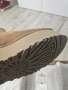 UGG - Велурени зимни боти Classic Mini Dipper Бежов цвят, снимка 7