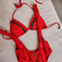 Интересен червен бански, снимка 2 - Бански костюми - 40195404