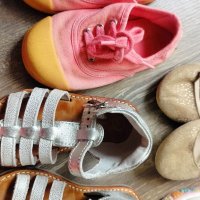 Лот бебешки обувки, детски сандали пантофки, кецове размер 20, 21 , снимка 3 - Детски сандали и чехли - 40886496