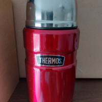 Чисто нов термос Thermos за студени и топли напитки и храна, снимка 5 - Термоси - 36168400