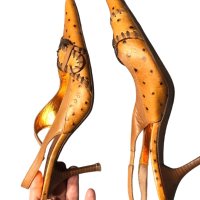 обувки естествена кожа на средно висок ток, сабо естествена кожа номер 40, снимка 4 - Дамски обувки на ток - 44176473