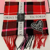 Victoria’s Secret оригинални шалове,шапки,чорапи, снимка 4 - Шалове - 39083141