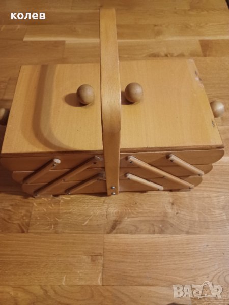 Дървена сгъваема кутия, снимка 1