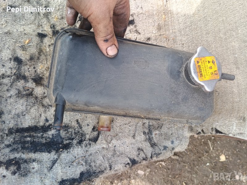 Казанче антифриз за Nissan Almera II Hatchback (01.2000 - 12.2006) , снимка 1