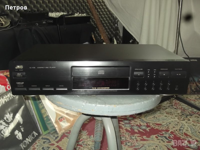 Перфектен компактдиск JVC XL-V130, снимка 1