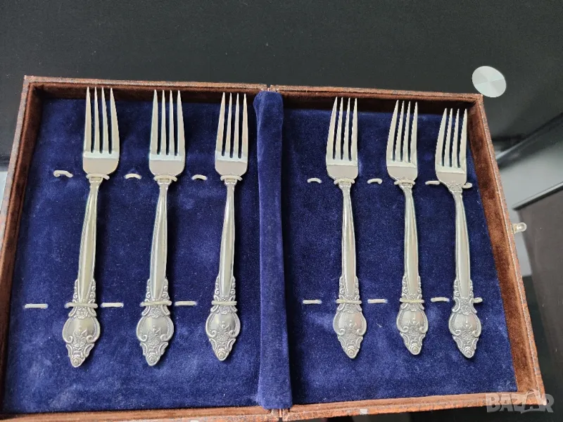 Винтидж сет от 6 броя вилици,
Руски прибори, красиви орнаменти 
, снимка 1