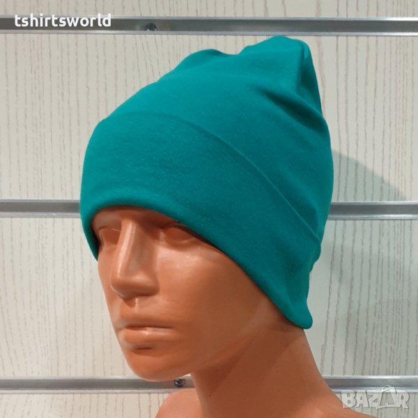 Нова дамска зимна шапка с подгъв в зелен цвят, снимка 1