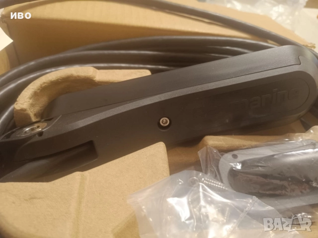 чисто-нова сонда Raymarine