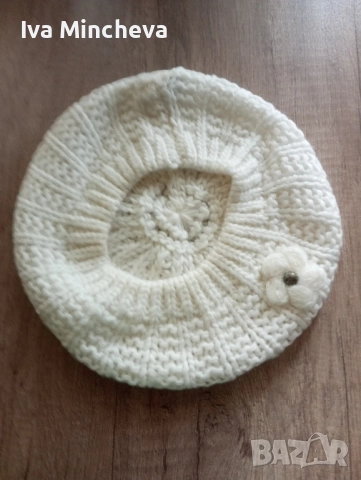 шапки дамски , снимка 3 - Шапки - 52318812