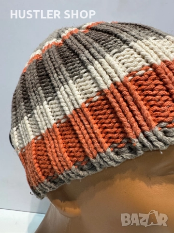 Зимна шапка NAPAPIJRI , снимка 2 - Шапки - 52792831