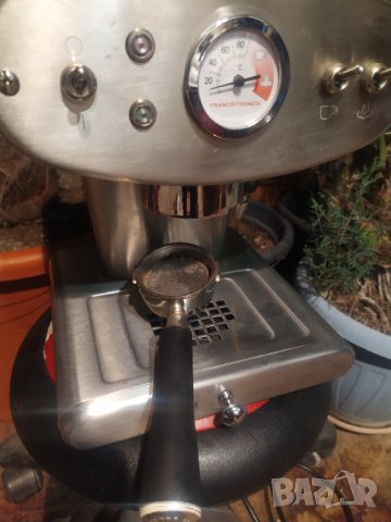 Кафемашина Francis Francis X-1 Inox .Luca Trazzi , снимка 6 - Кафе машини - 44296352