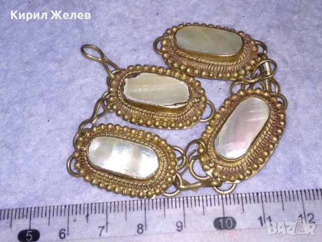 СТАРА ОСМАНСКА ПОСРЕБРЕНА БРОНЗОВА ЕТНО ГРИВНА с ШЛИФОВАН КРАЛСКИ СЕДЕФ ЛИПСВА ЗАКОПЧАЛКАТА! 38454, снимка 7 - Антикварни и старинни предмети - 41396037