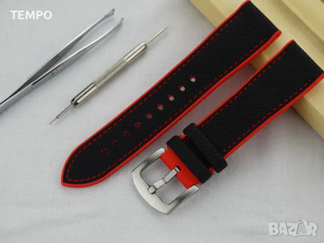 СИЛИКОНОВА КАИШКА ЧЕРНА С ЧЕРВЕНО- 22мм + ПОДАРЪК, снимка 2 - Каишки за часовници - 48451627