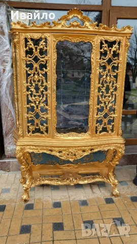 Италианска барокова витрина 026