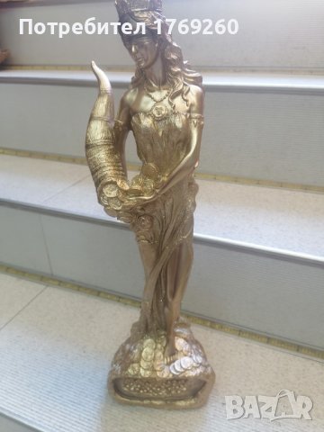 Продавам голяма статуетка Фортуна в златно! , снимка 1 - Декорация за дома - 40896661