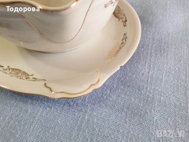 Порцеланова сосиера 1946-1949година, снимка 3 - Чинии - 40138629