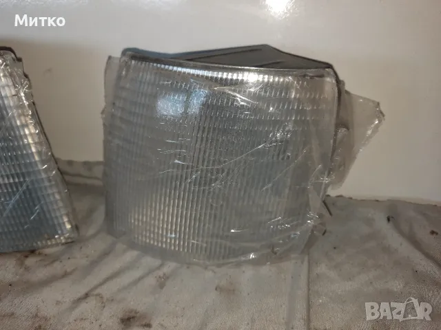 Чисто нови бяли предни мигачи за Фолксвген Пасат Б3 Volkswagen Pasat B3, снимка 2 - Части - 49812460