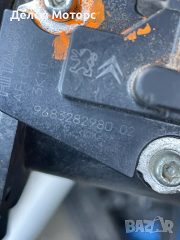 Дебитомер 9683282980 Hitachi от Citroen DS3 1.6 HDI, 92 ph., 5 sp, engine 9HP, 82 000 km., 2013г., снимка 3 - Части - 51367169