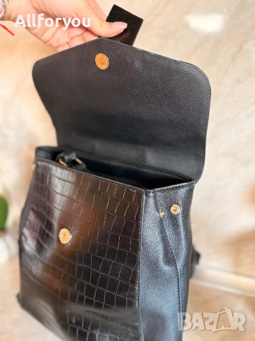 Черна кожена раница , снимка 4 - Раници - 53850448