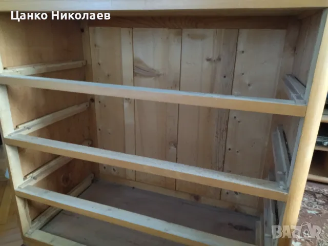 Продавам стар дървен скрин, снимка 2 - Скринове - 49559468