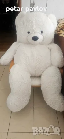 Голямо плюшено мече