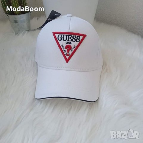 Унисекс шапки Guess , снимка 2 - Шапки - 40673744