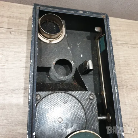 Преносим швейцарски грамофон Colibri с форма на фотоапарат , снимка 3 - Антикварни и старинни предмети - 49519544