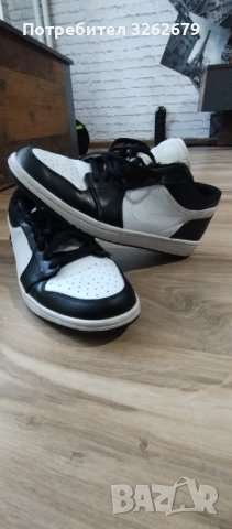 Nike air Jordan 1 retro low 100% оригинални 43, снимка 7 - Маратонки - 40785562