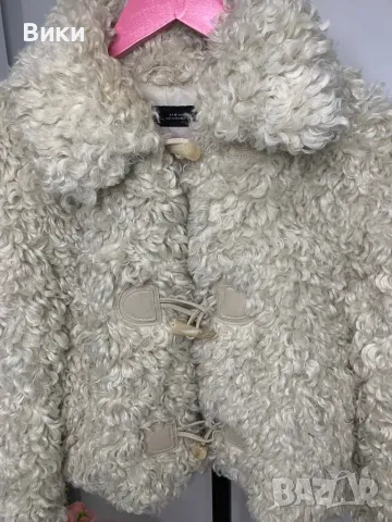 Пухено палто на Zara размер XS-S, снимка 7 - Палта, манта - 48989926