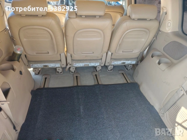 Киа Карнавал Мини Ван..2007, снимка 11 - Автомобили и джипове - 53716176