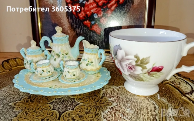 Колекционерски ,минималистичен бароков сет за чай