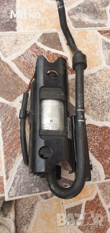 Горивна помпа Ауди А3 2.0тди 2010г., снимка 2 - Части - 36144939