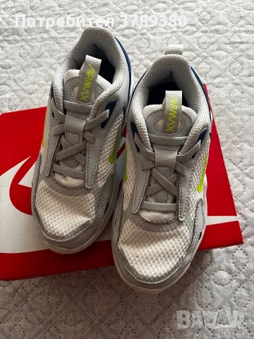 Оригинални детски маратонки Nike Air Max (Размер 28), снимка 4 - Детски маратонки - 55783649