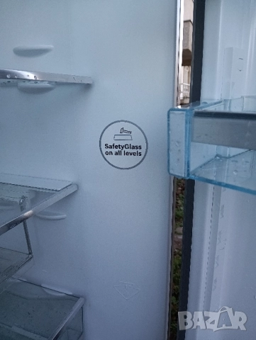 XXL иноксов комбиниран хладилник с фризер Бош Bosch с 2 години гаранция!, снимка 2 - Хладилници - 52427997