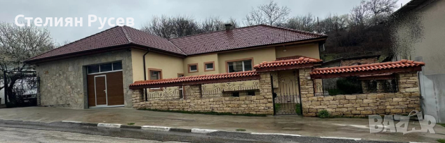 къща с гараж в село Калипетрово - , снимка 1 - Къщи - 35602168