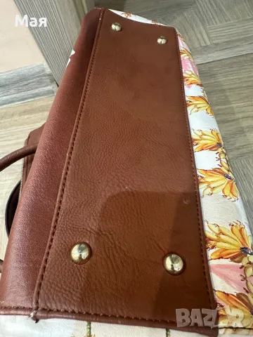 Дамска чанта Desigual, снимка 5 - Чанти - 47472387