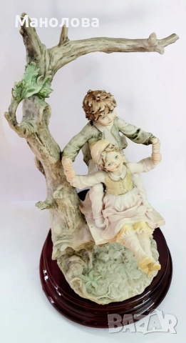 Голяма фигура Capodimonte подписана B. Merli., снимка 13 - Колекции - 52786990