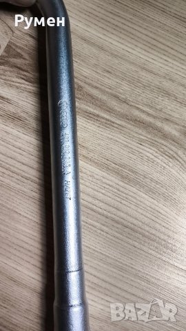 Ключове за болтове за захващане на джанти и тресчотачен ключ за крик, снимка 6 - Други инструменти - 50494162