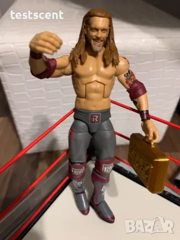 Kуфарче за екшън фигурки / играчки WWE Money In the Bank Briefcase  Договорът в куфарчето, снимка 9 - Колекции - 48939198