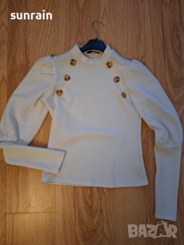 бяла блуза с копчета