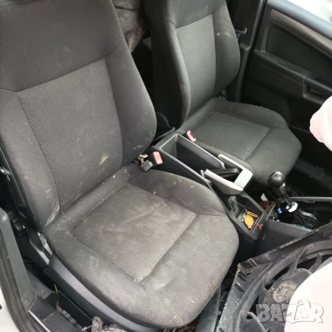 Салон за Опел Зафира Б / седалки Опел зафира Б