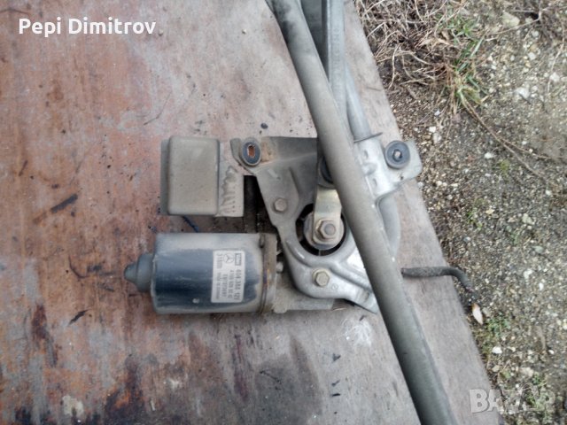 Мотор с механизъм предни чистачки Mercedes A Class W168 1997-2004 A1688200242, снимка 2 - Части - 39284287