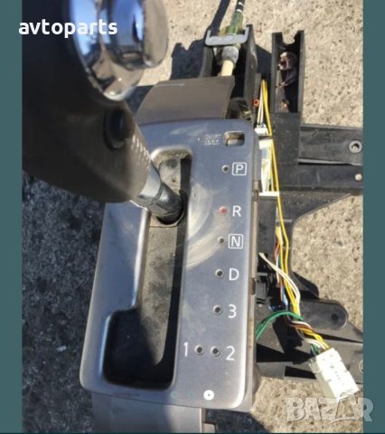 Nissan Navara 2.5d 2008година скоростен лост с жило, снимка 3 - Части - 40607488