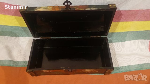 Дървена Кутия ръчно рисувана, снимка 7 - Други - 42016947