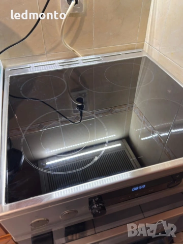 Продавам стъклокерамична готварска печка Gorenje EC6352XPA (Инокс) + Телескопични водачи, снимка 7 - Печки, фурни - 53654314