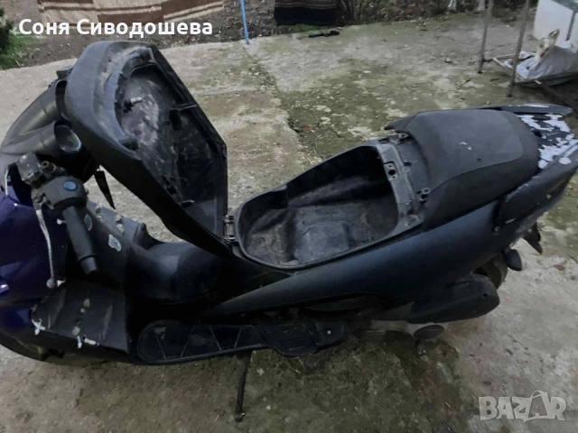 скутер Малагути12 , снимка 3 - Мотоциклети и мототехника - 52433924