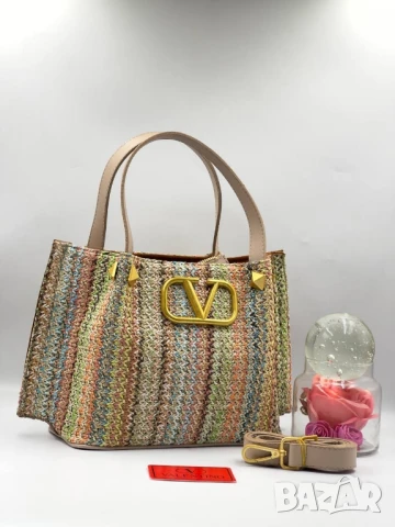 чанти valentino garavani , снимка 15 - Чанти - 51303477