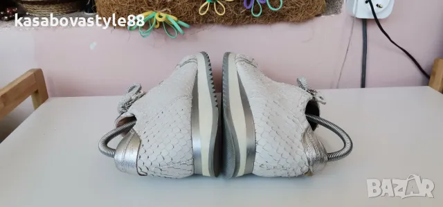 Обувки Lina locchi 40 н.естествена кожа , снимка 11 - Дамски ежедневни обувки - 49439786